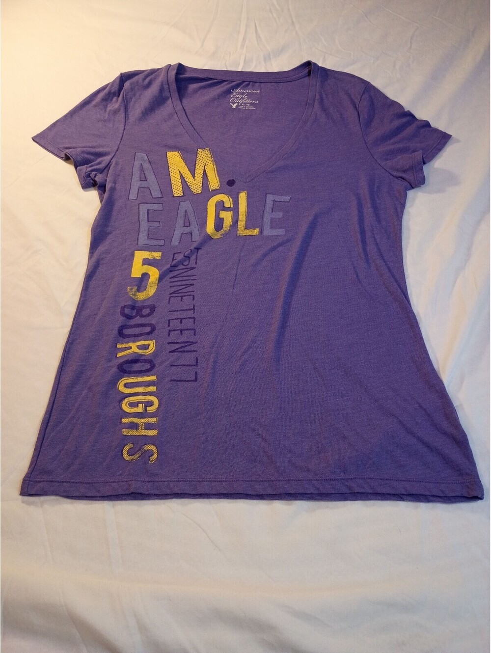 American Eagle Outfitters Purple Graphic V-Neck T-Shirt XL
